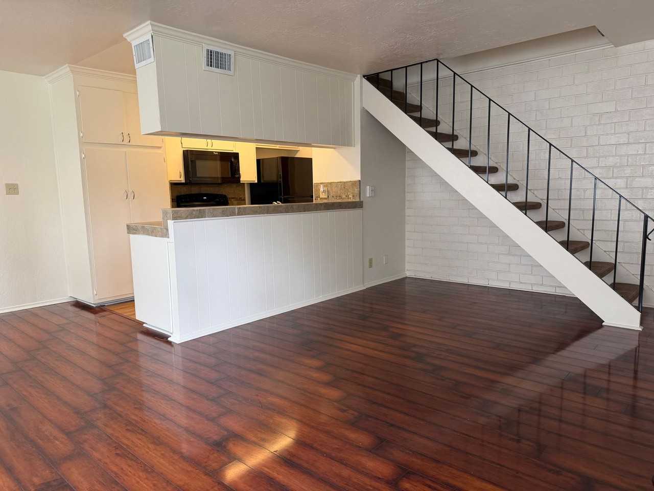 9009 Casals St #2 - Photo 4 of 23