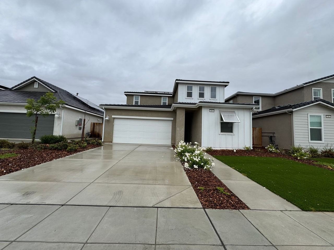 997 Pioneer Dr W - Photo 2 of 37