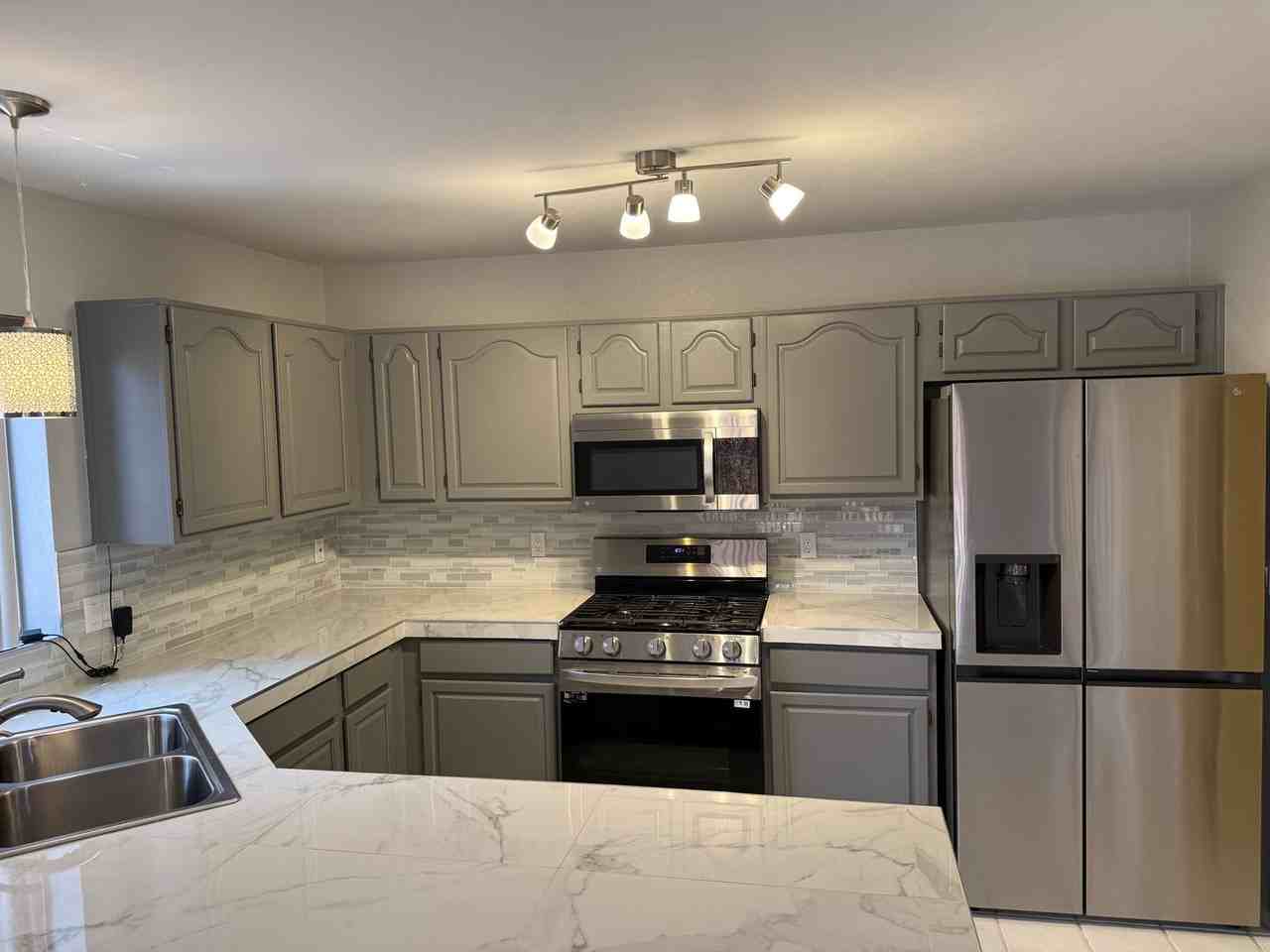 3579 W Sky Ridge Loop - Photo 3 of 25