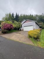 featured image of 160 W Lexington Ave