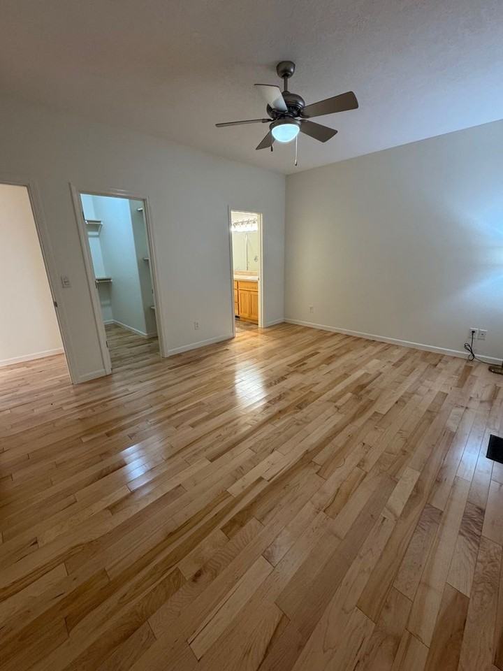 160 W Lexington Ave - Photo 6 of 37