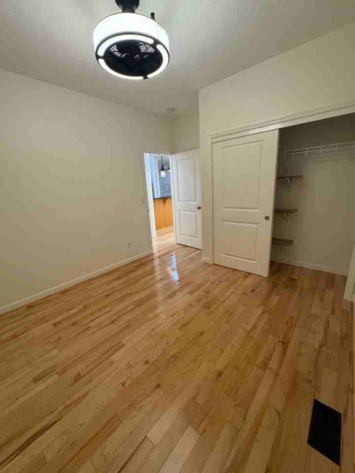 160 W Lexington Ave - Photo 7 of 37