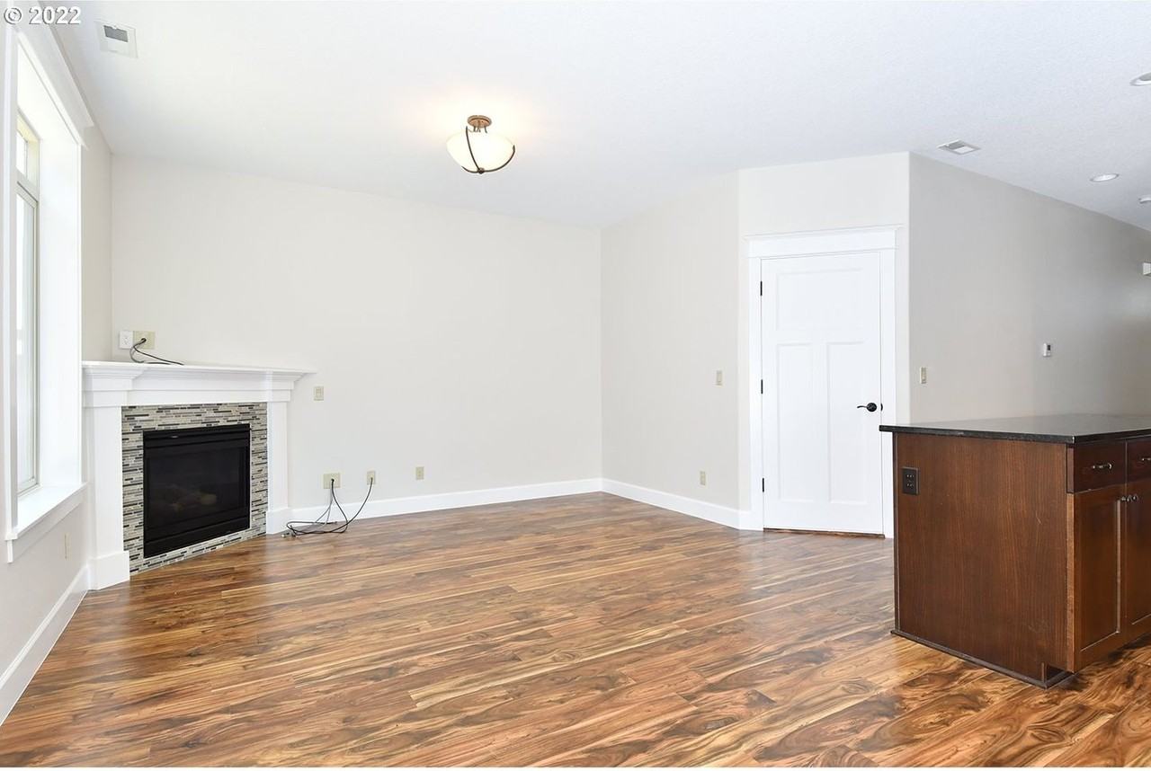 11048 Sw Legacy Oak Way - Photo 5 of 32