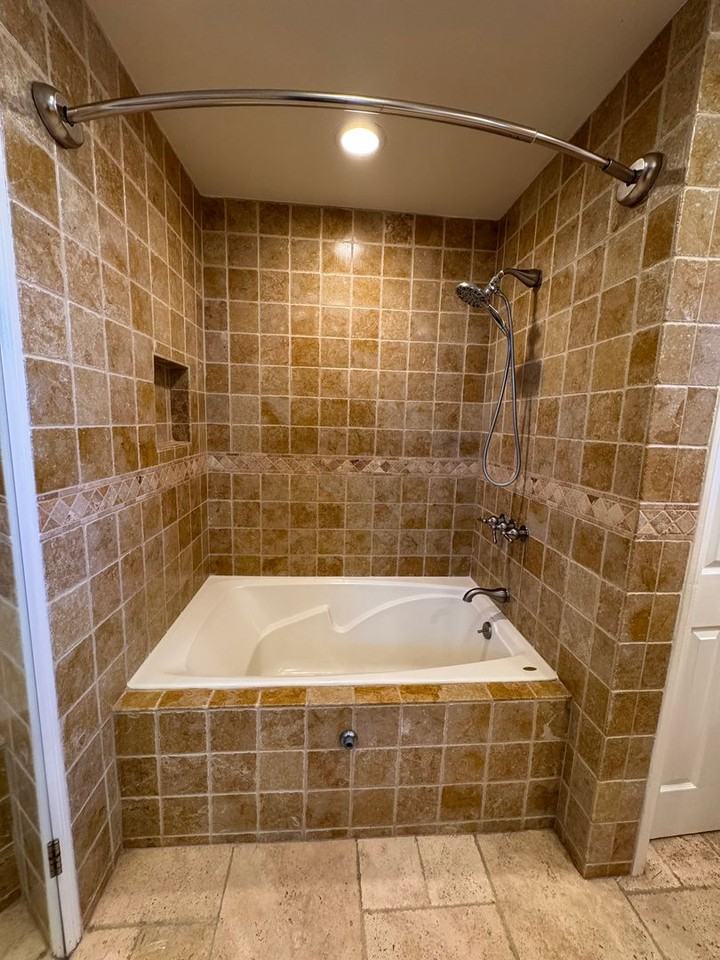 686 Azalea St - Photo 7 of 31