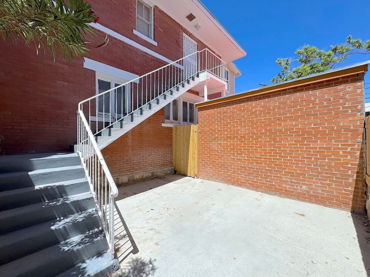 2801 Wheeling Ave #C - Photo 3 of 19