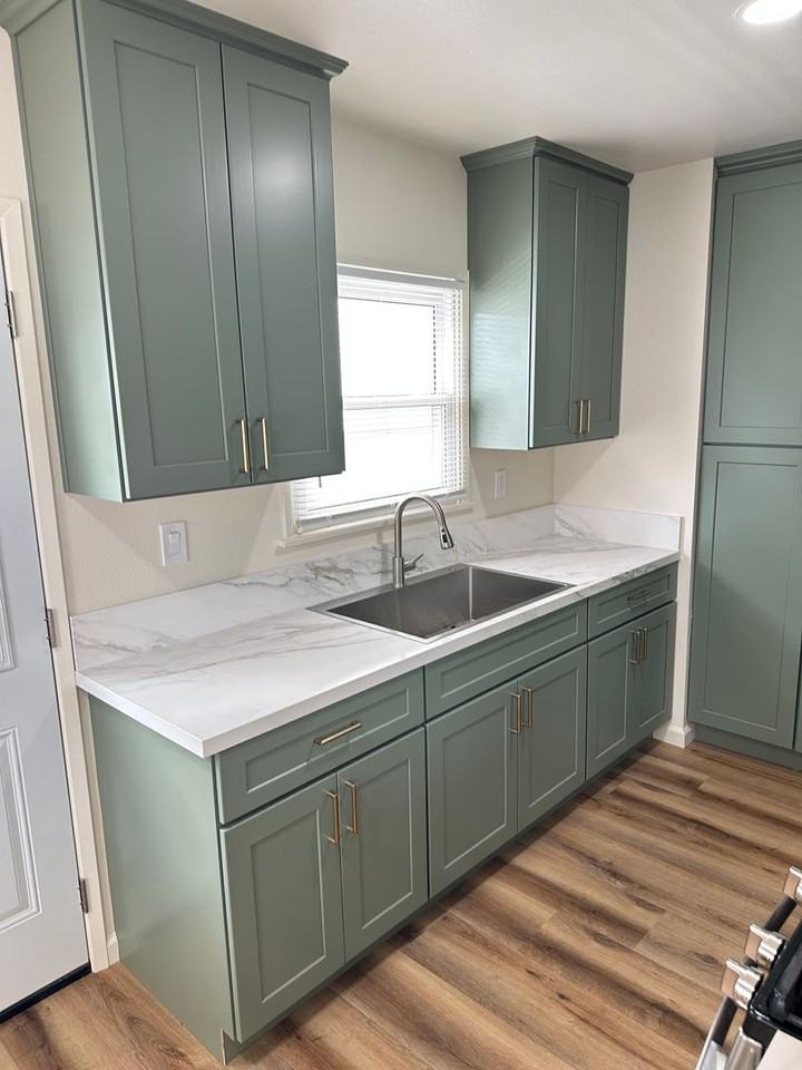 1019 Ocean Ave - Photo 6 of 12