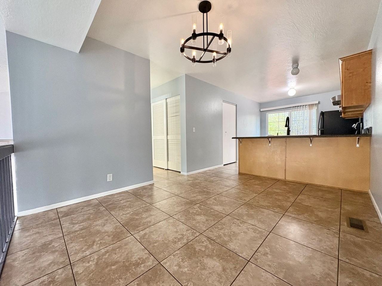 5441 S 1300 E - Photo 7 of 18