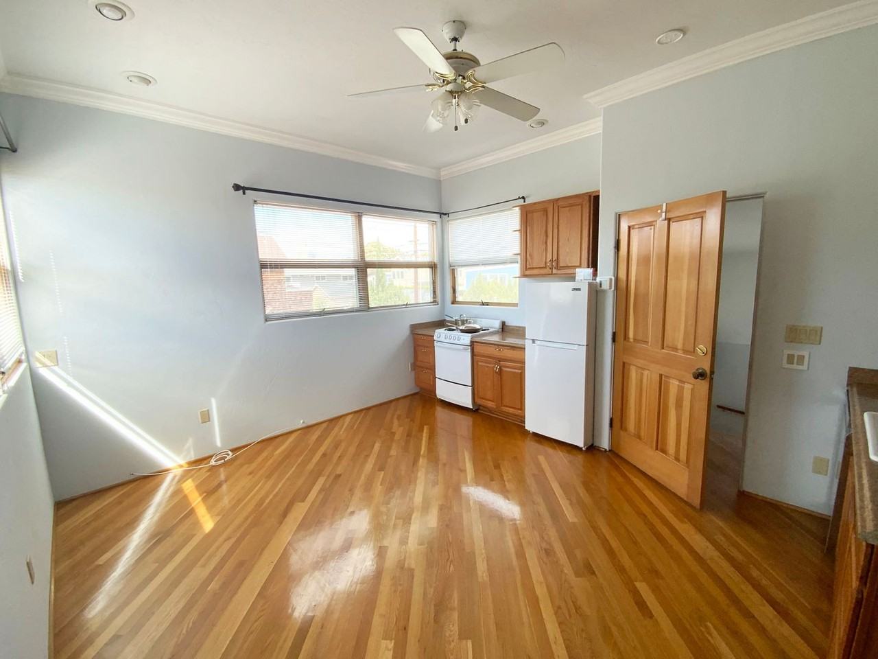 135 J Ave #B - Photo 2 of 22