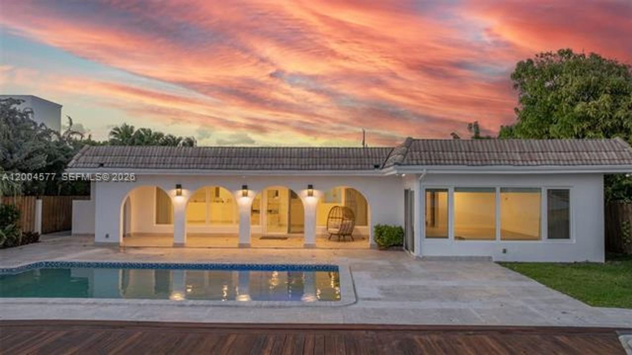 1690 Daytonia Rd - Photo 3 of 50