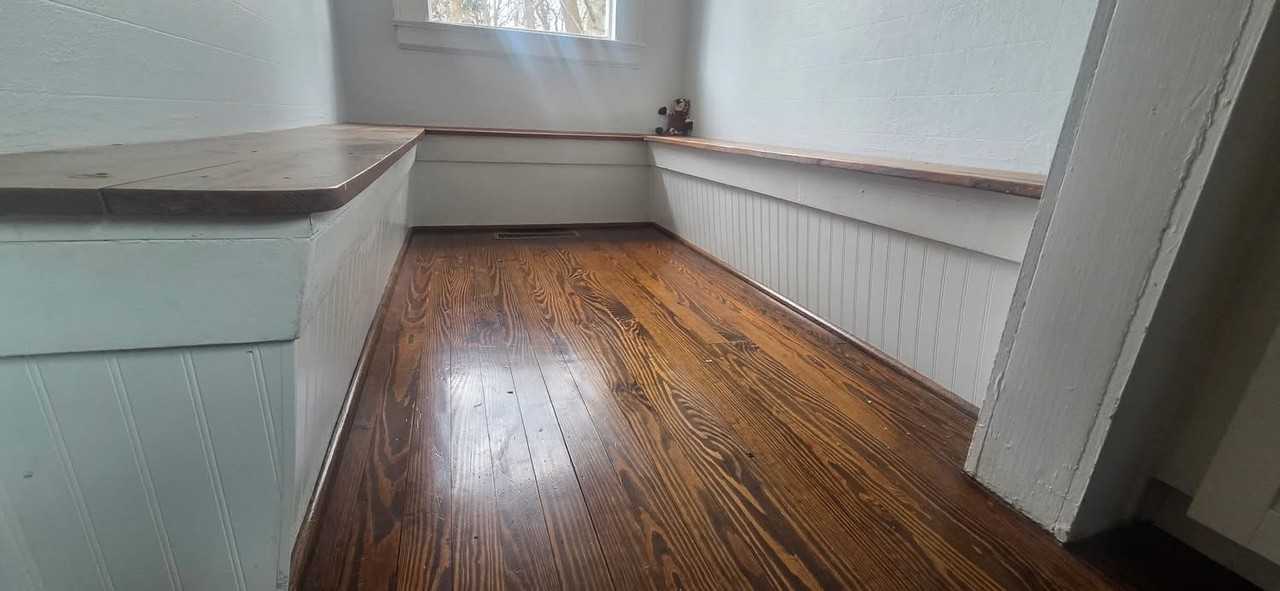 643 Willow St #1 - Photo 3 of 16