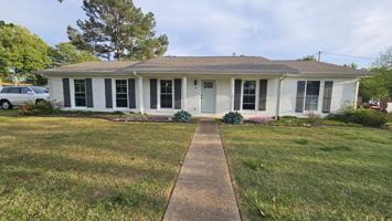 featured image of 156 Davis Ln #MAIN