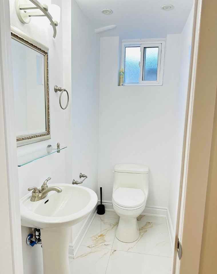 36 Castor Crescent - Photo 2 of 16