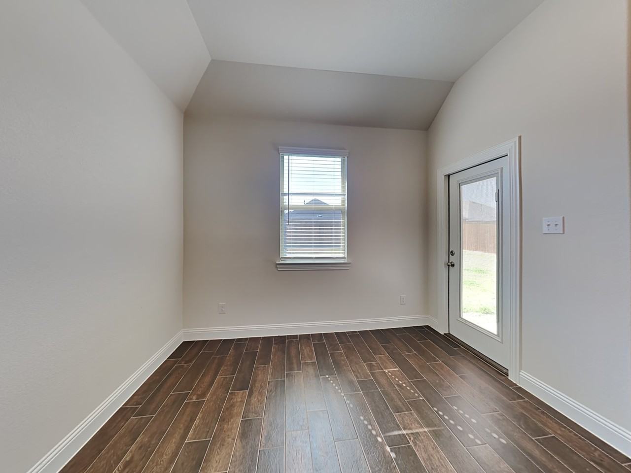 11136 Canyon Mine Dr - Photo 7 of 16