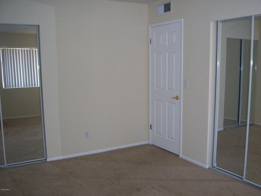 1346 N 85th Pl - Photo 5 of 8