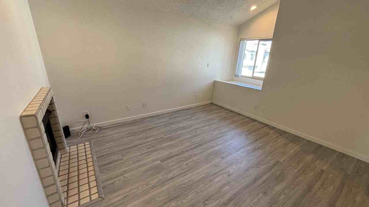 7510 E Thomas Rd - Photo 7 of 16