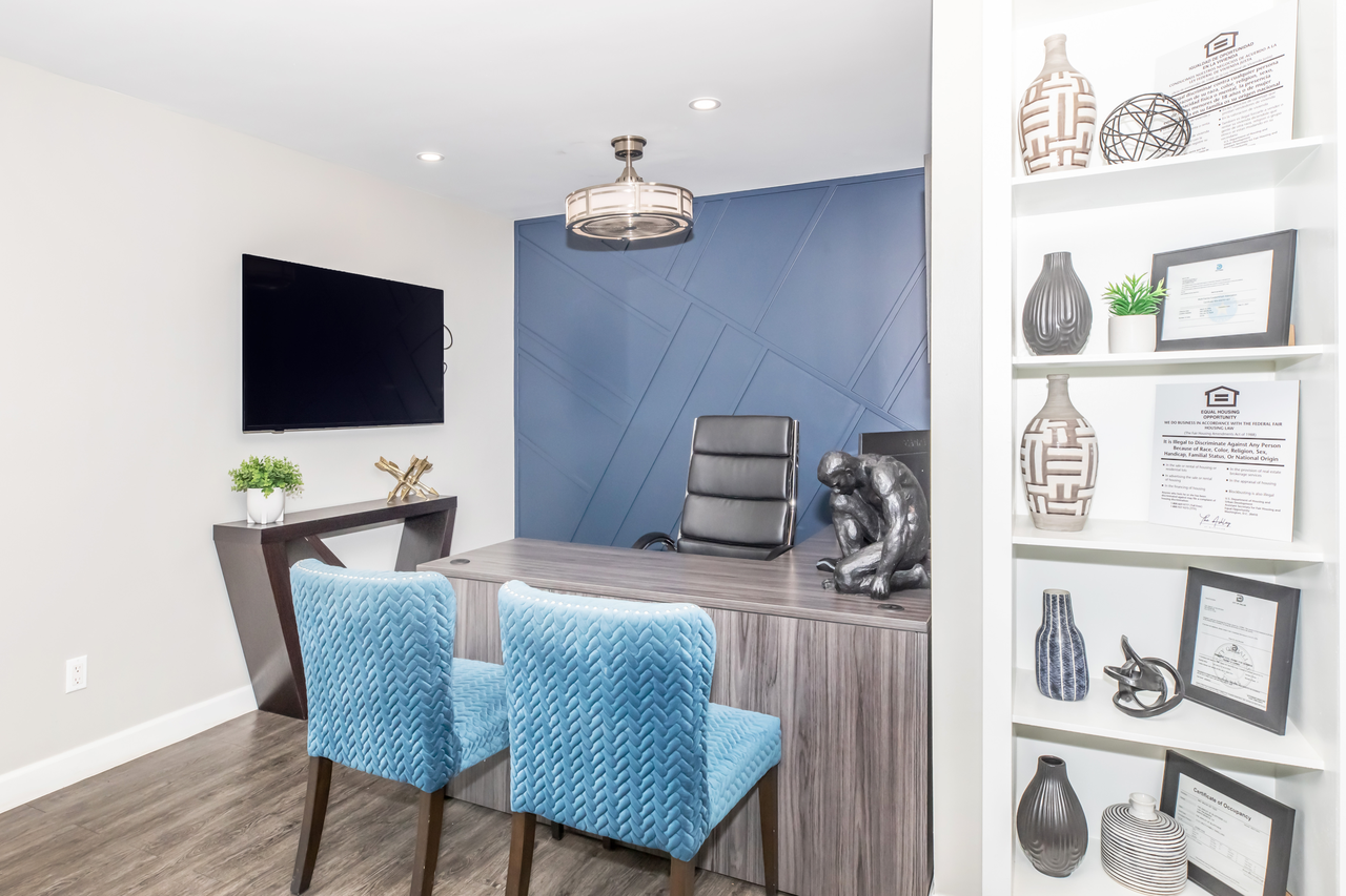 The Ashley at Bluffview Apartments - Photo 6 of 46