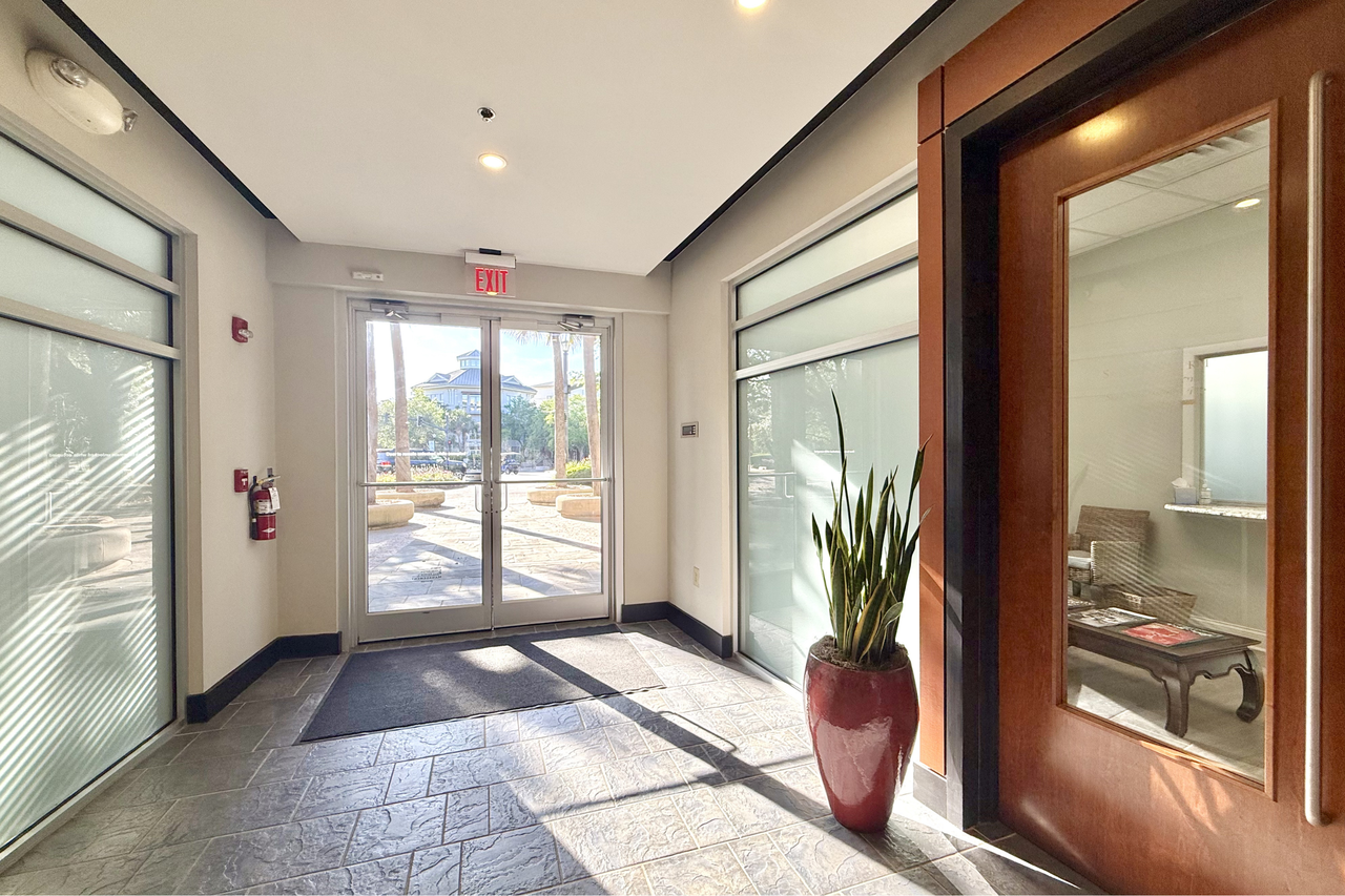 225 Seven Farms Dr #105 - Photo 5 of 26