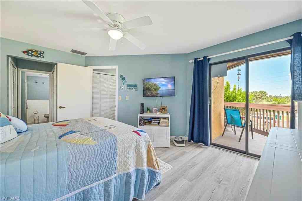 13533 Siesta Pines Ct - Photo 7 of 21