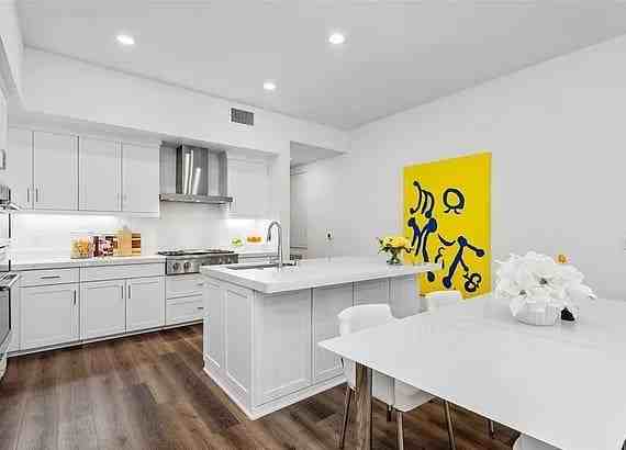 3305 Rivington - Photo 2 of 10