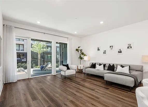 3305 Rivington - Photo 5 of 10