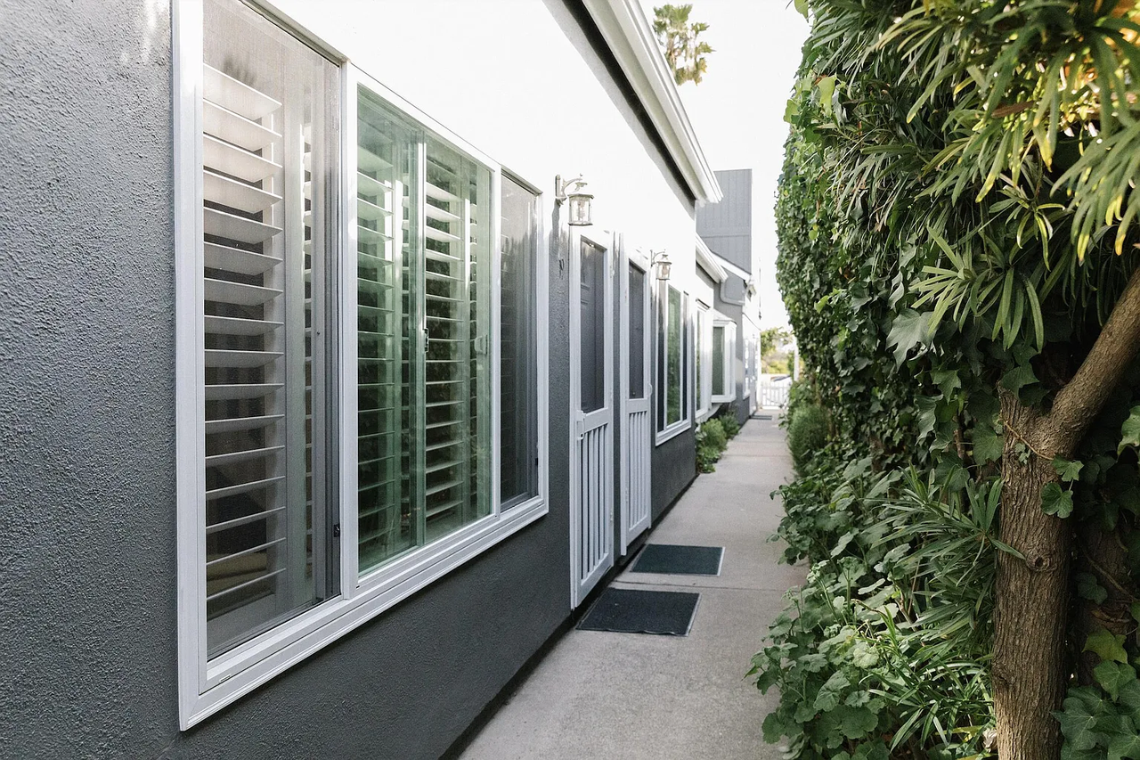 231 Linden Ave #18 - Photo 7 of 9