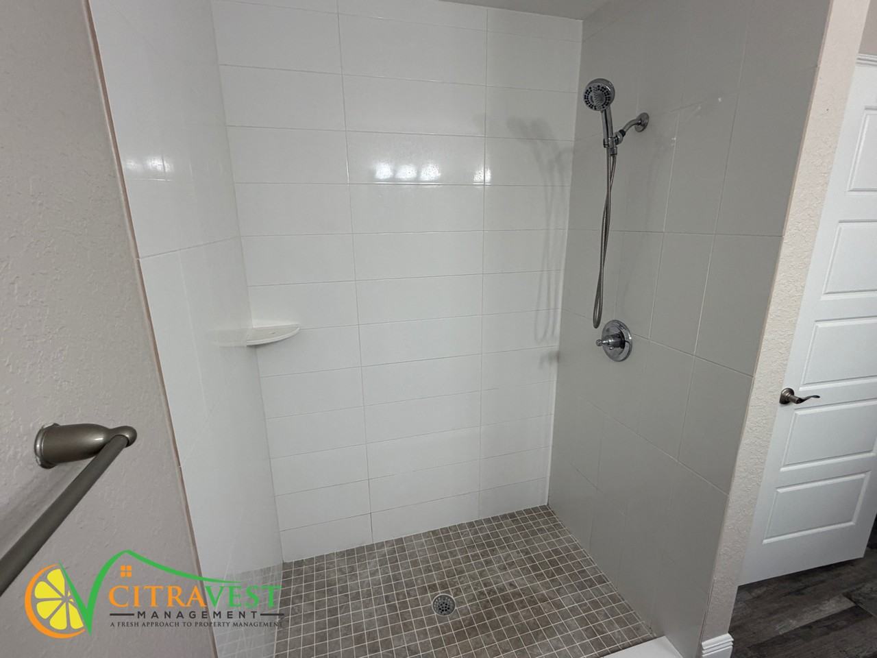 10949 N Adler Dr - Photo 7 of 15