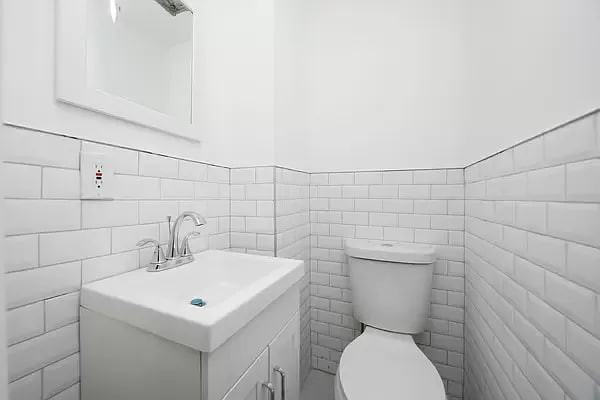 664 Pine St - Photo 3 of 14