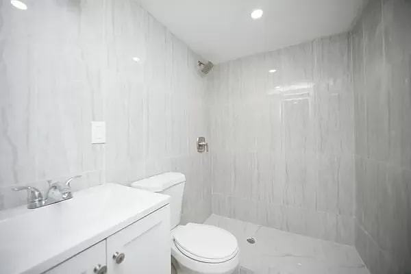 664 Pine St - Photo 7 of 14