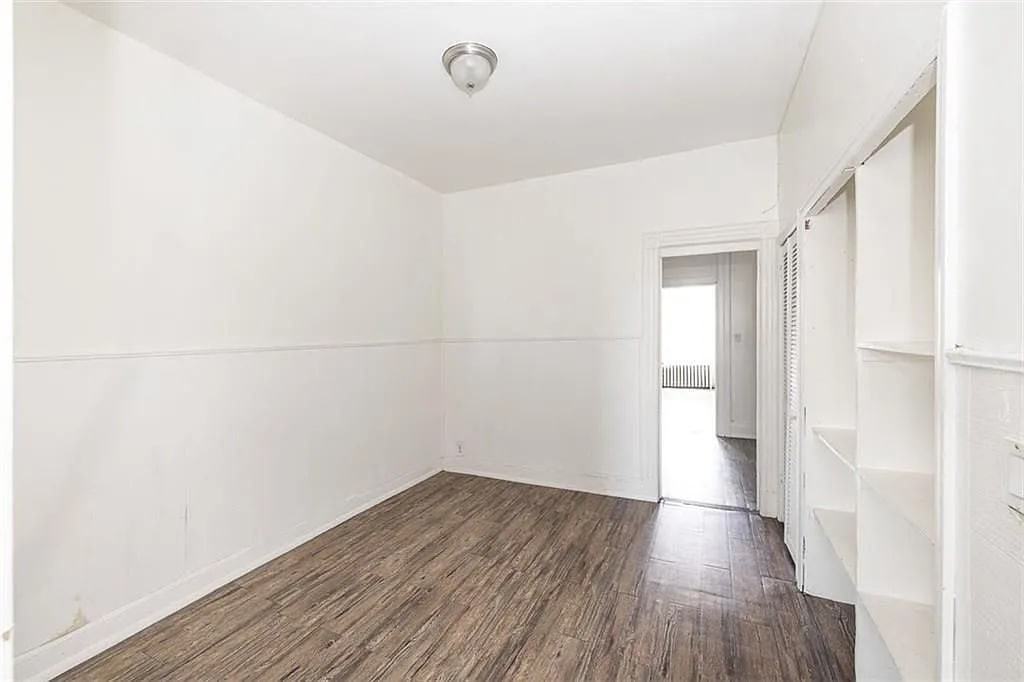 69 Norwood Ave - Photo 6 of 7