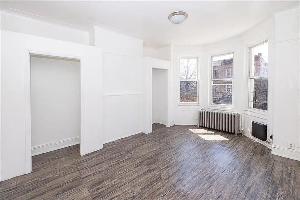 69 Norwood Ave - Photo 7 of 7