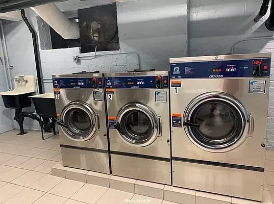 11225 34Th Ave - Photo 6 of 13