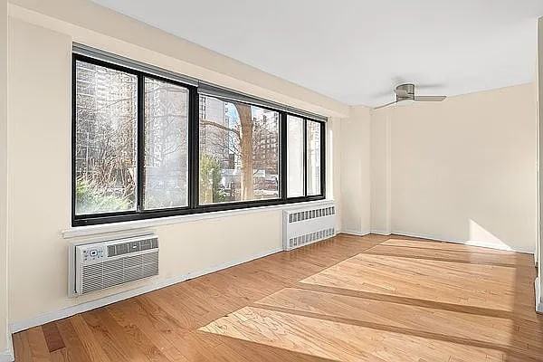 382 Central Park W - Photo 3 of 7