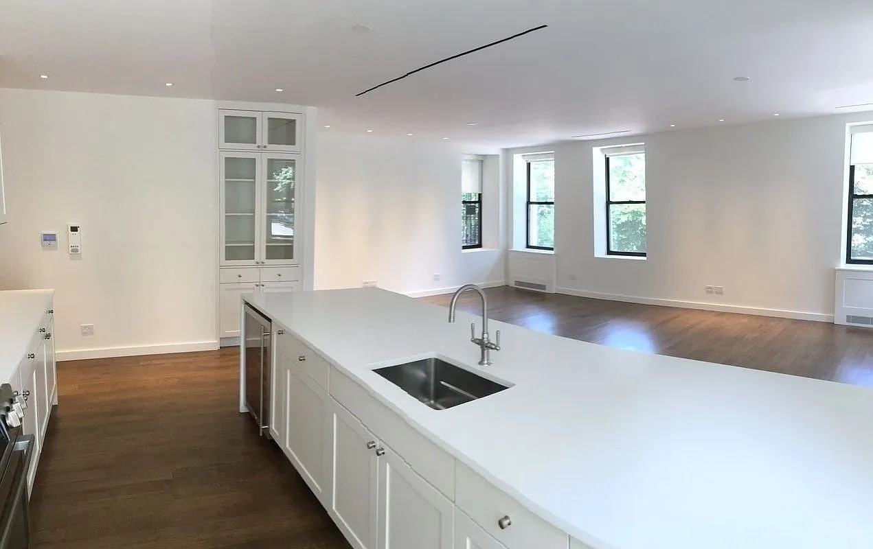 478 Central Park W - Photo 4 of 12