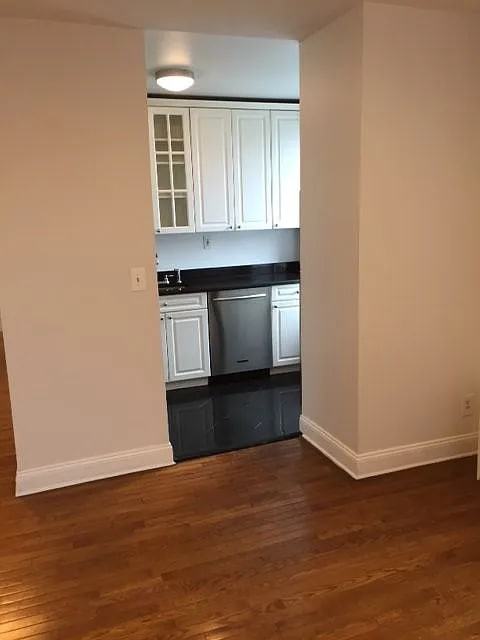 478 Central Park W - Photo 7 of 9