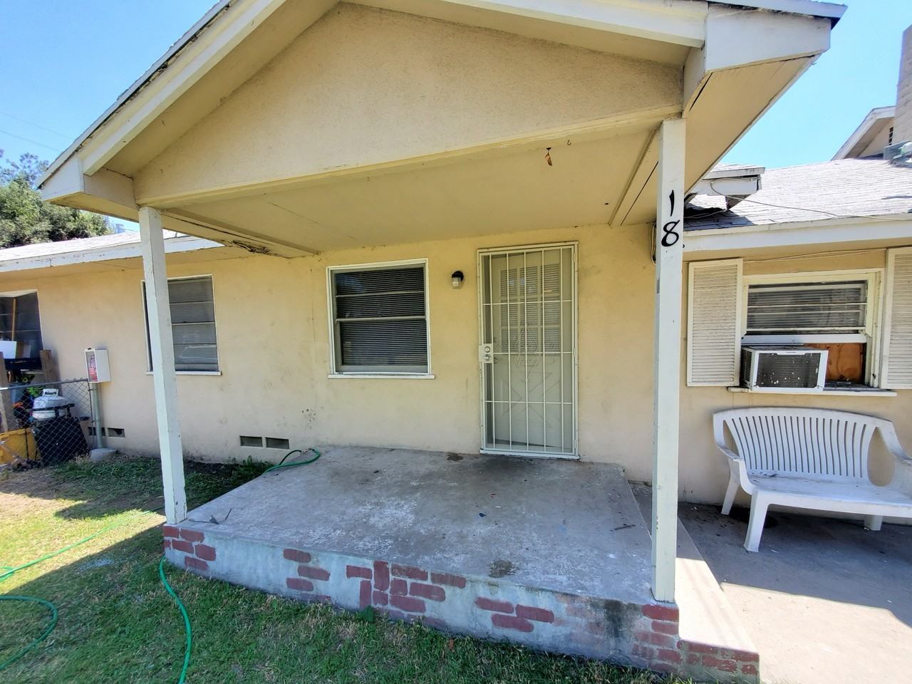 187 E 15th St - Photo 2 of 12