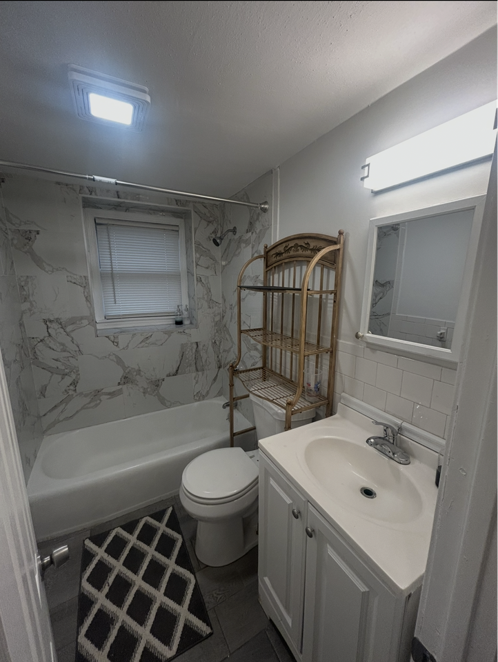 21 Weymouth Ave #1 - Photo 3 of 7