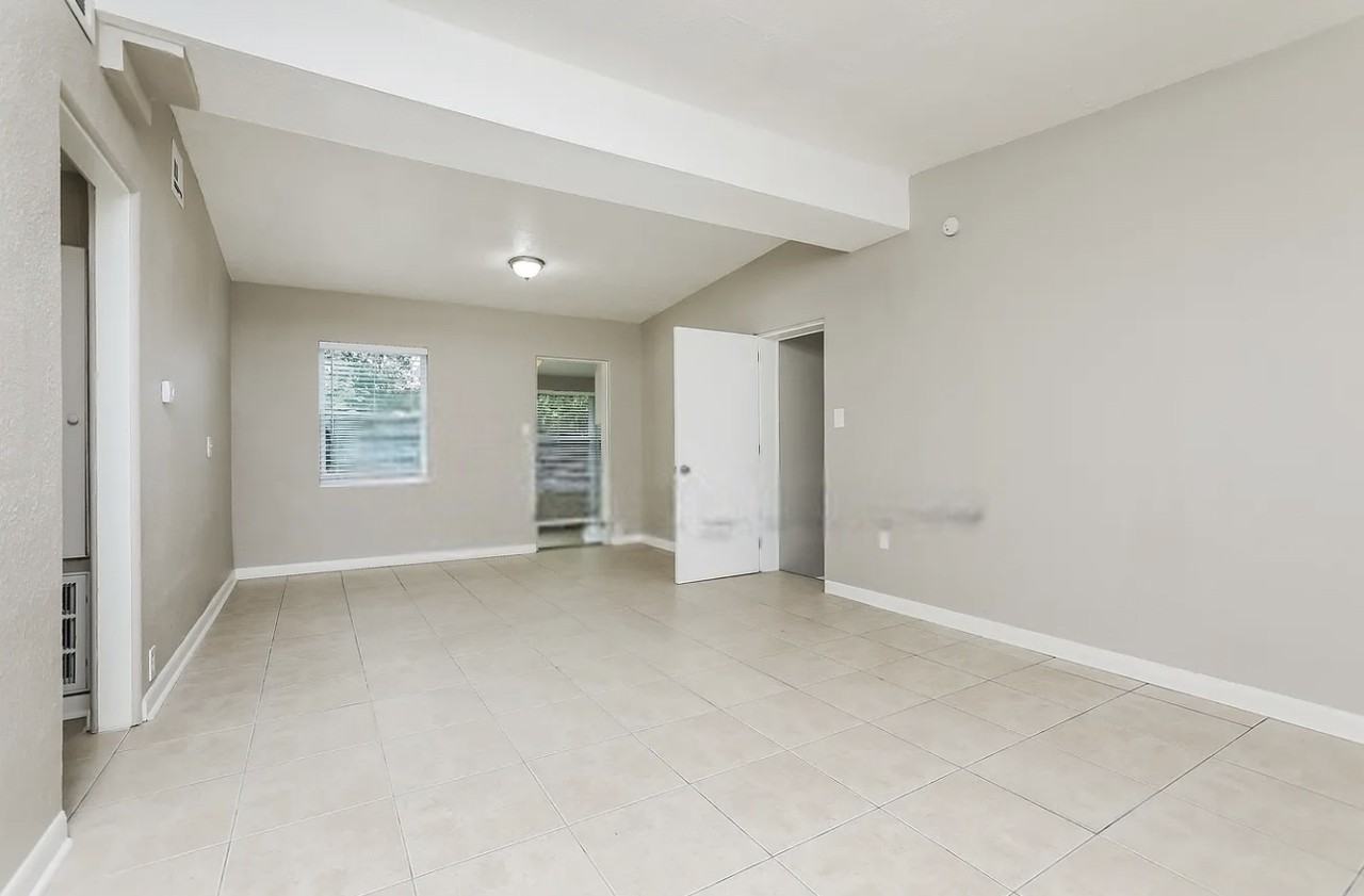 919 Hacienda Ct - Photo 2 of 8