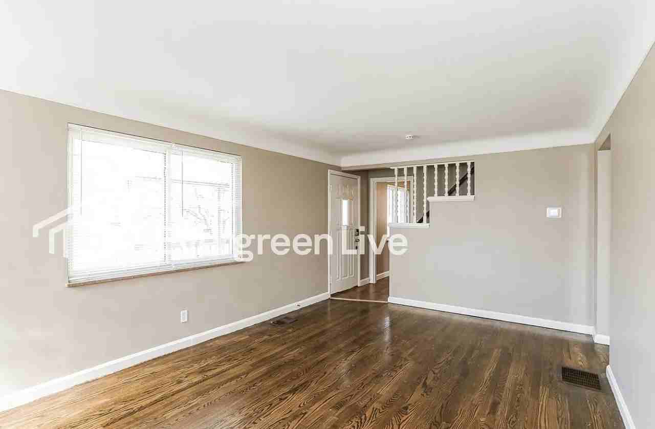 7235 Park Ave - Photo 2 of 7