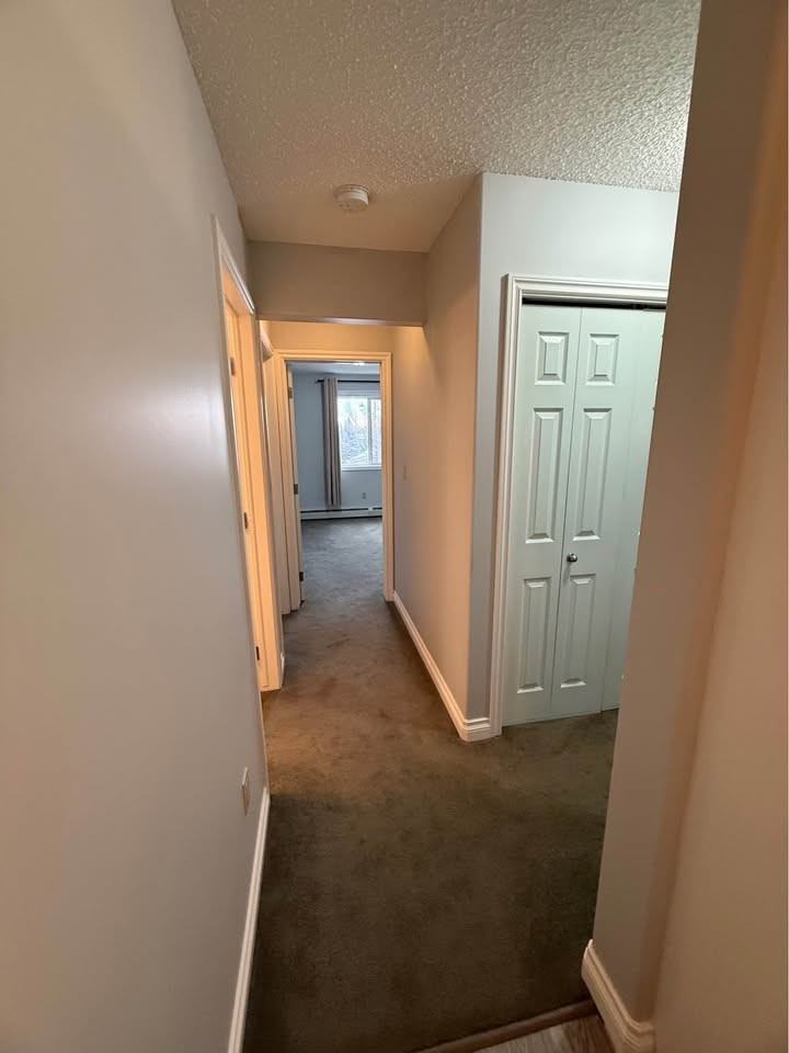 304 40a Ave Nw - Photo 3 of 11