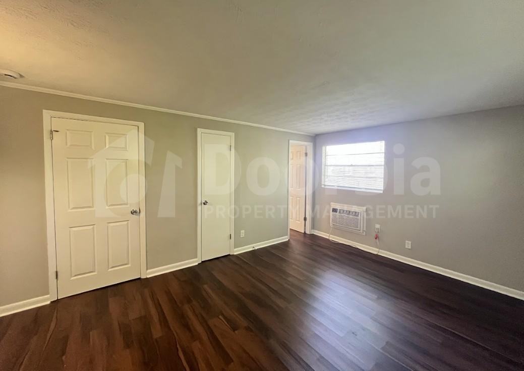 6316 Fabian Dr - Photo 5 of 9