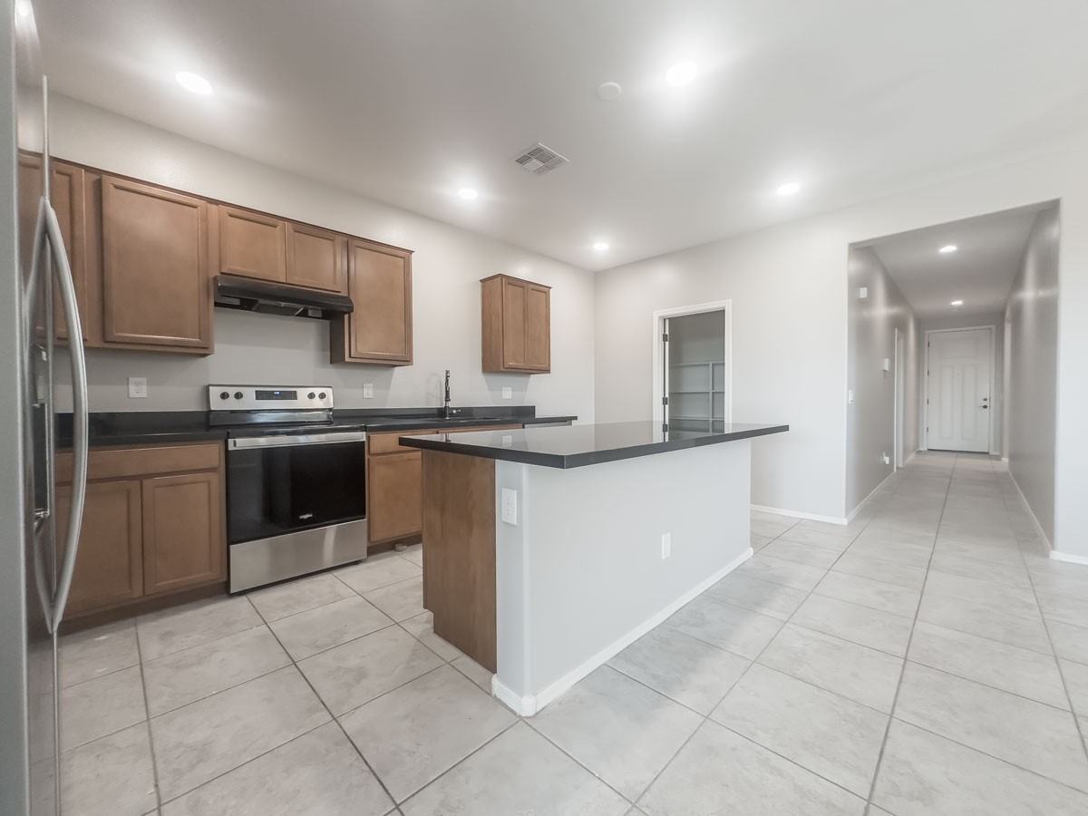 23012 N 178th Ln - Photo 6 of 21