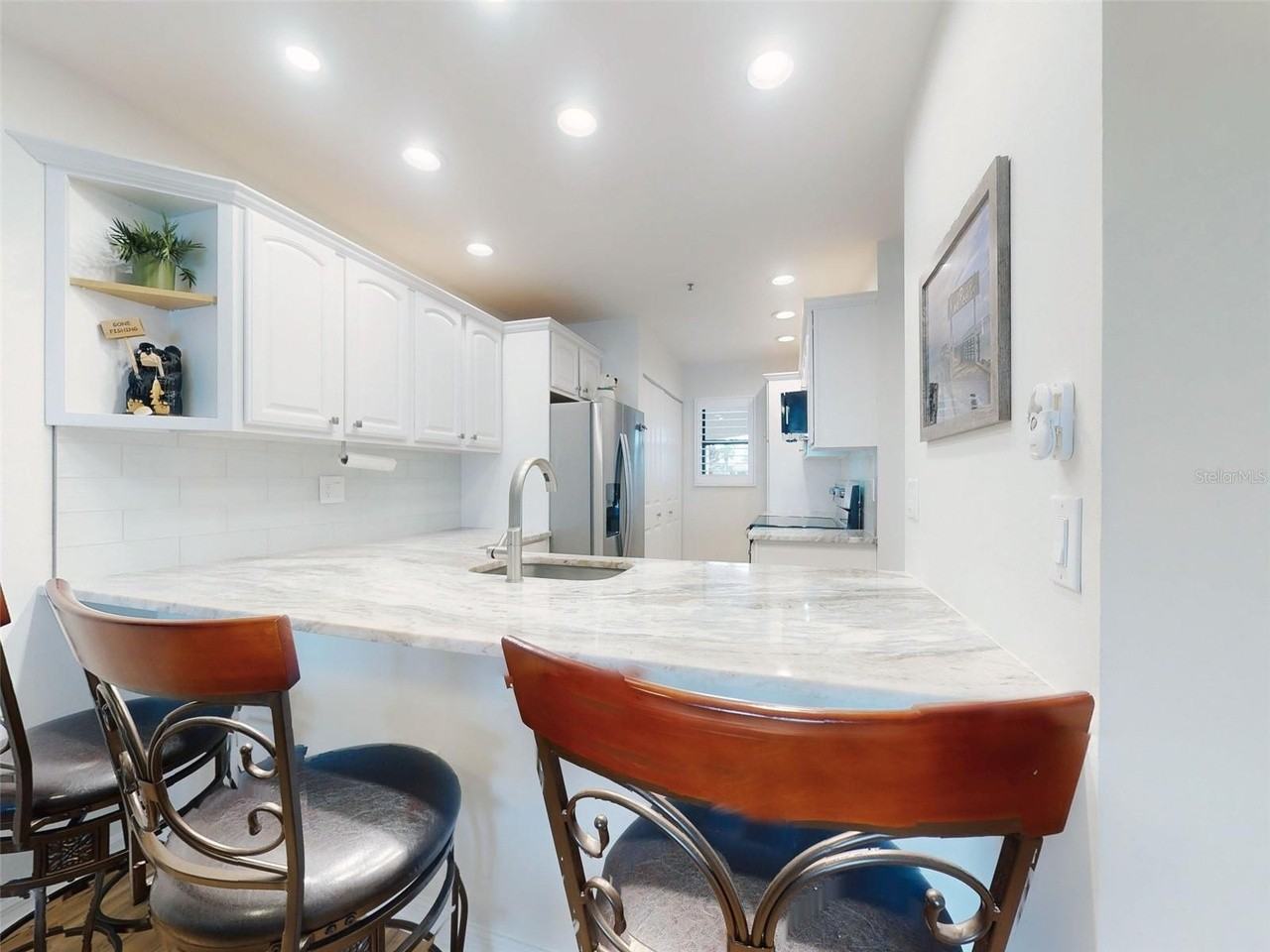 454 Bouchelle Dr #202 - Photo 5 of 34