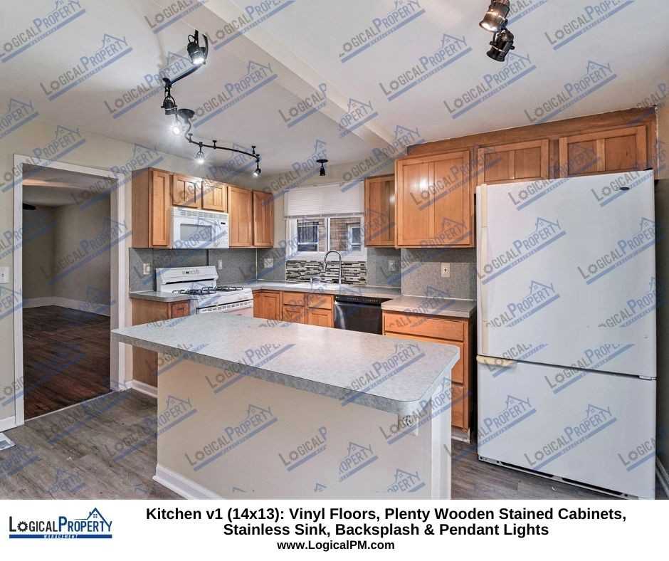 23739 Cayuga Ave - Photo 4 of 15