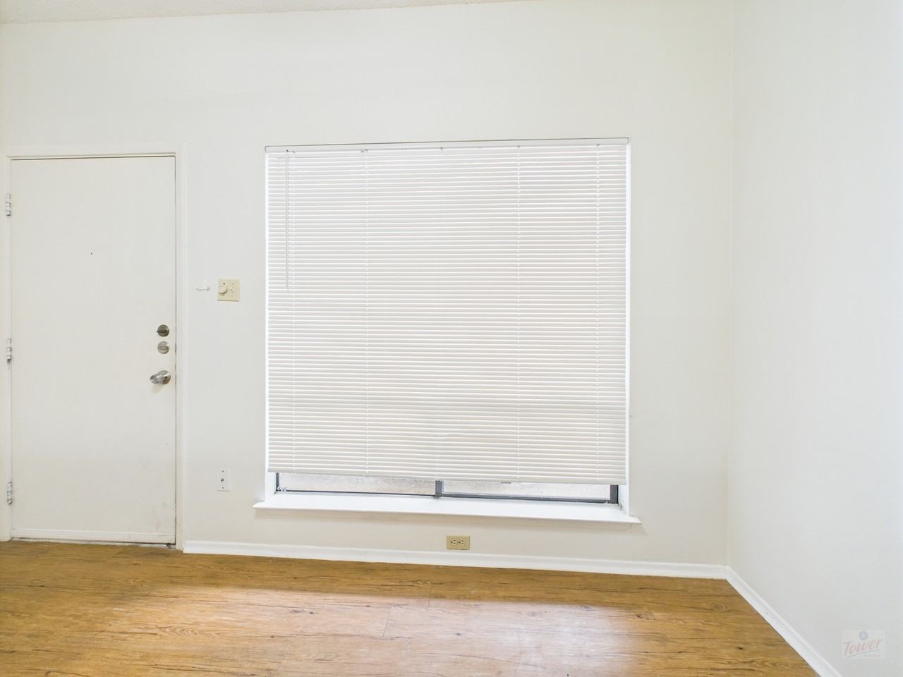 1905 San Gabriel St #103 - Photo 4 of 18