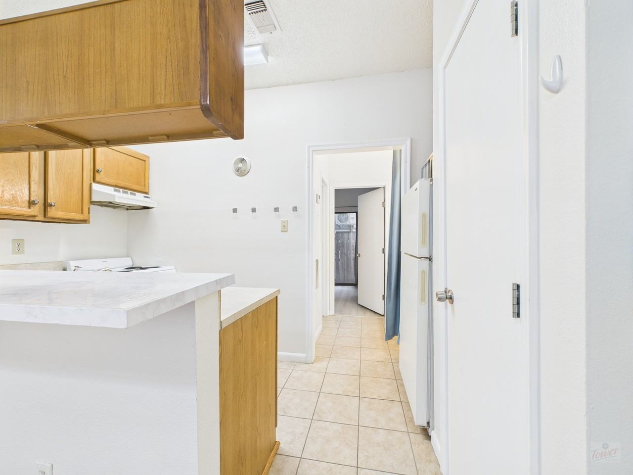 1905 San Gabriel St #103 - Photo 5 of 18