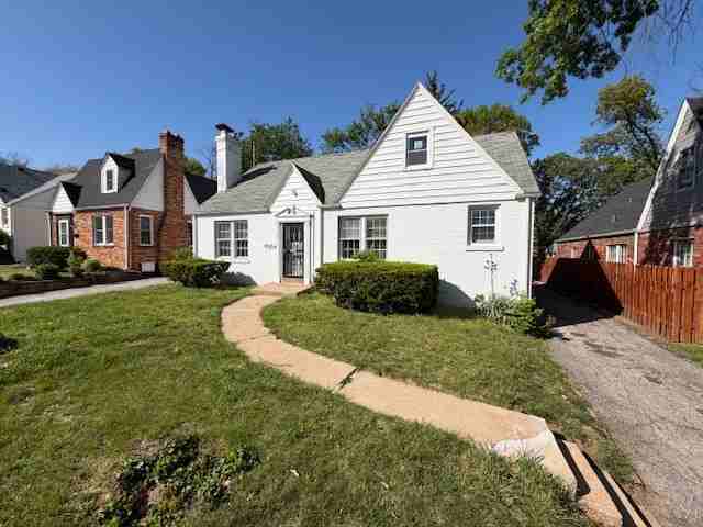 6923 Florian Ave - Photo 2 of 15