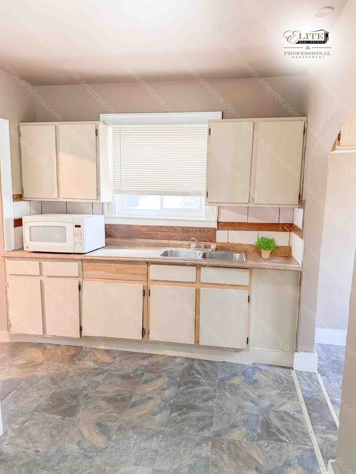 14897 Tuller St - Photo 7 of 24
