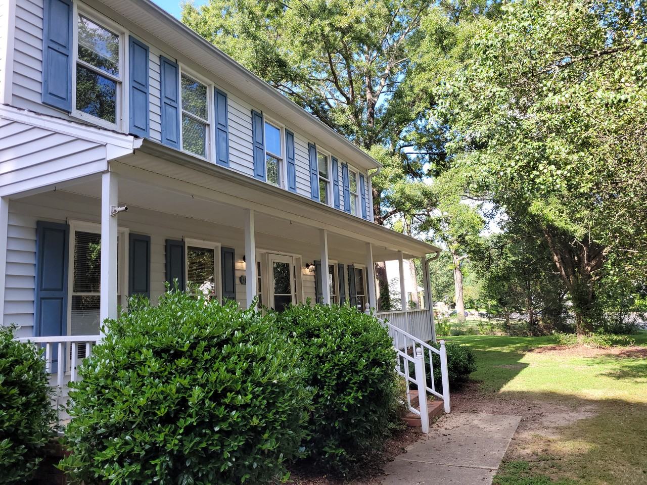 4009 Omer Ln - Photo 3 of 30