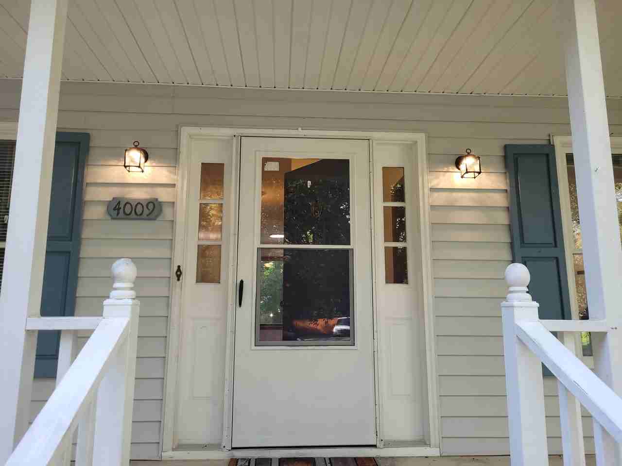 4009 Omer Ln - Photo 4 of 30