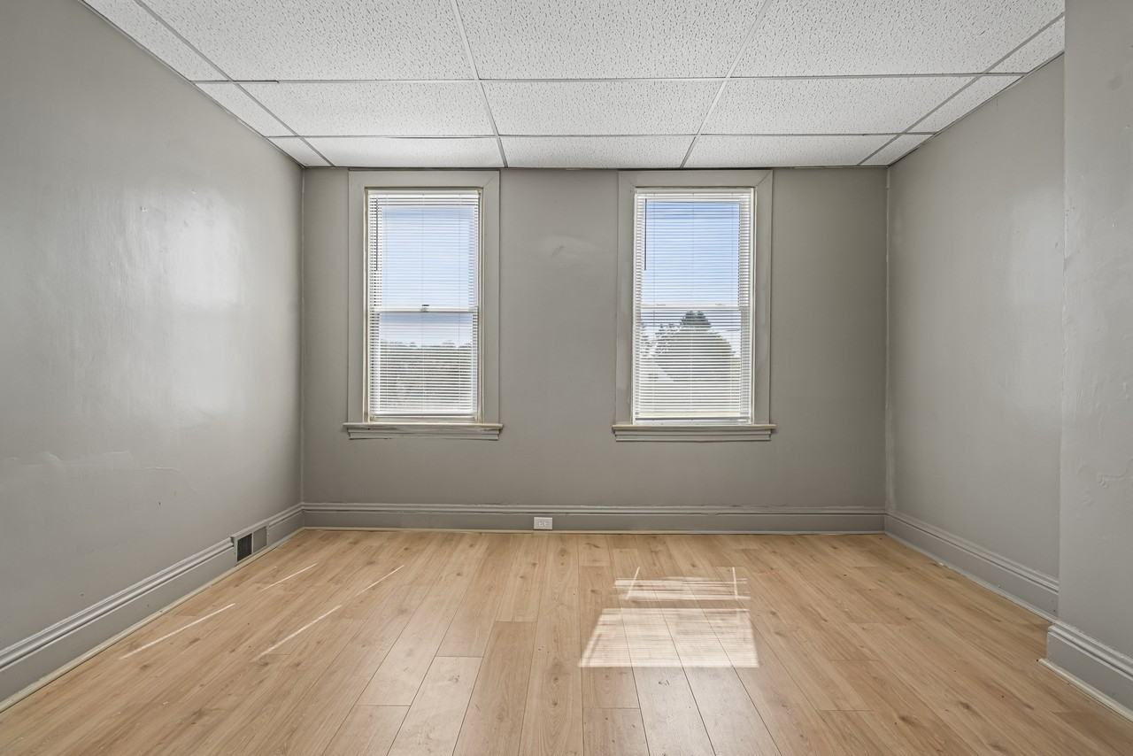 1116 11th St - Photo 7 of 26